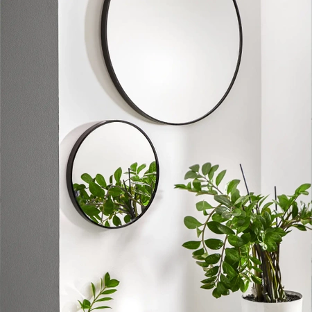 Round mirror in a black frame 50cm